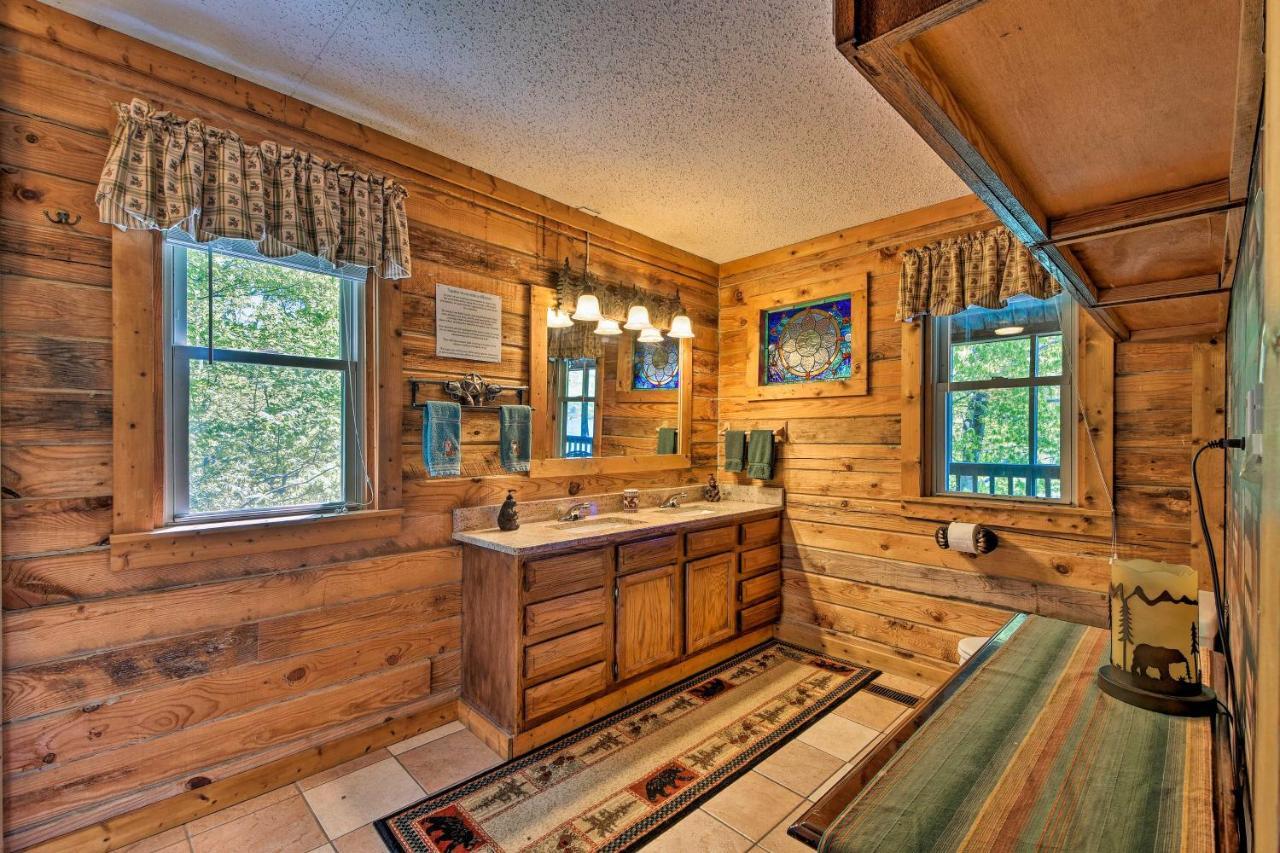 Tenn River Cabin With Hot Tub - 10 Mi To 채터누가 외부 사진